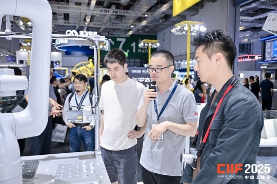 绿色低碳企业2026上海工博会优质碳中和技术展出布局思路